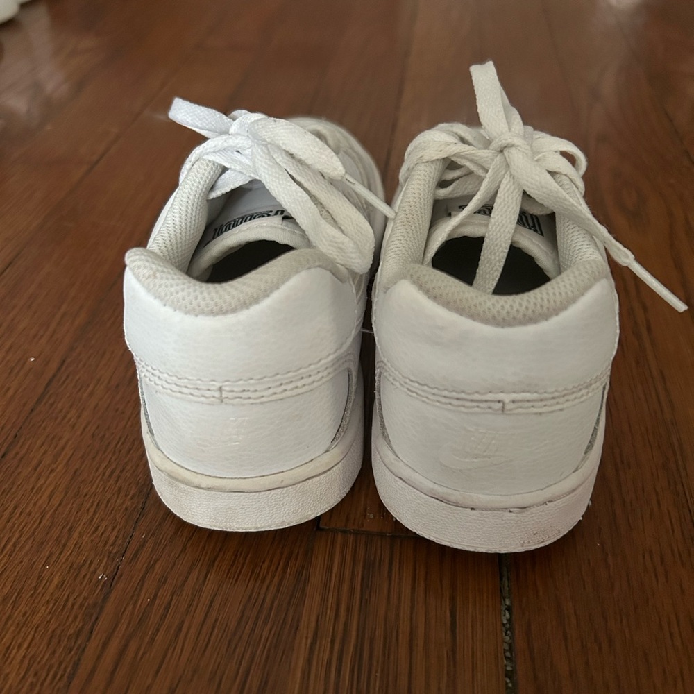 Nike boys son of force white low shoes - Picture 9 of 9